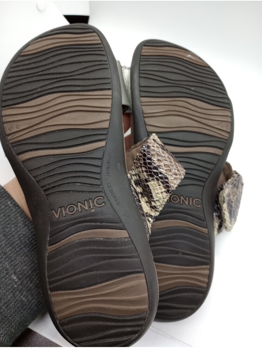 Vionic Sandals Size 7 Animal Print 217 - Picture 5 of 7